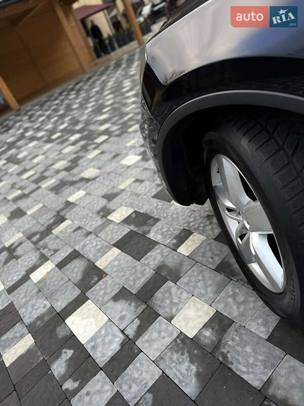 Внедорожник / Кроссовер Volkswagen Touareg 2011 в Межгорье фото 15 Внедорожник / Кроссовер Volkswagen Touareg 2011 в Межгорье