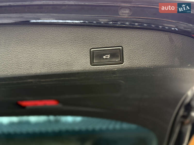 Внедорожник / Кроссовер Volkswagen Touareg 2011 в Межгорье фото 34 Внедорожник / Кроссовер Volkswagen Touareg 2011 в Межгорье