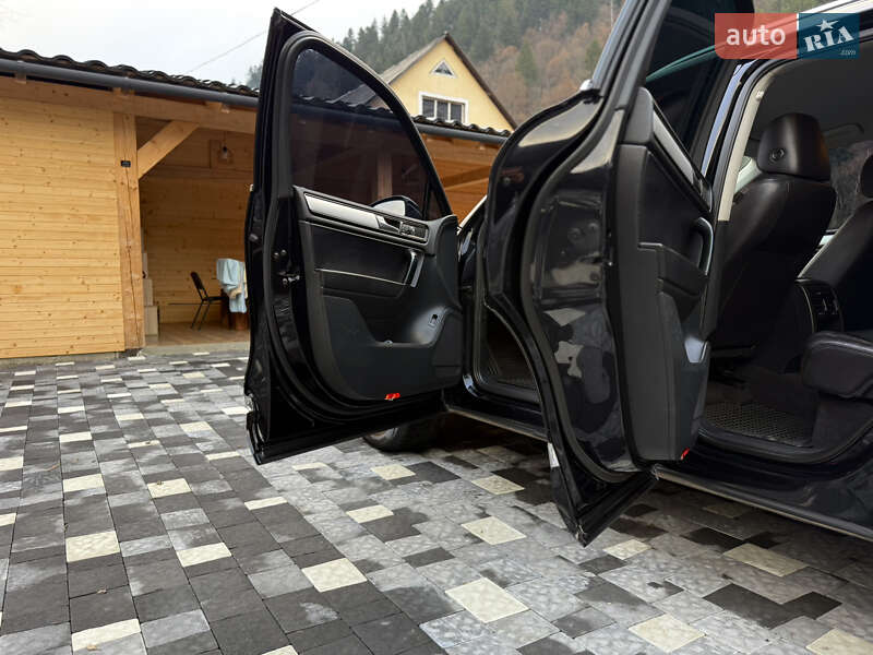 Внедорожник / Кроссовер Volkswagen Touareg 2011 в Межгорье фото 41 Внедорожник / Кроссовер Volkswagen Touareg 2011 в Межгорье