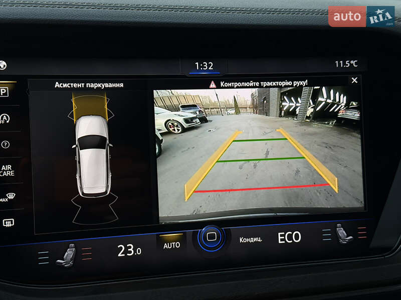 Внедорожник / Кроссовер Volkswagen Touareg 2020 в Киеве