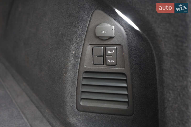 Внедорожник / Кроссовер Volkswagen Touareg 2018 в Мукачево фото 31 Внедорожник / Кроссовер Volkswagen Touareg 2018 в Мукачево