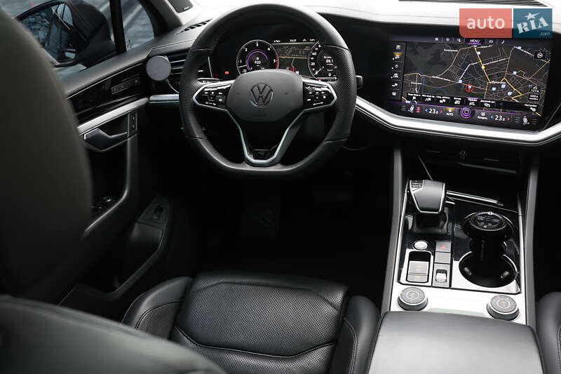 Внедорожник / Кроссовер Volkswagen Touareg 2018 в Мукачево фото 50 Внедорожник / Кроссовер Volkswagen Touareg 2018 в Мукачево