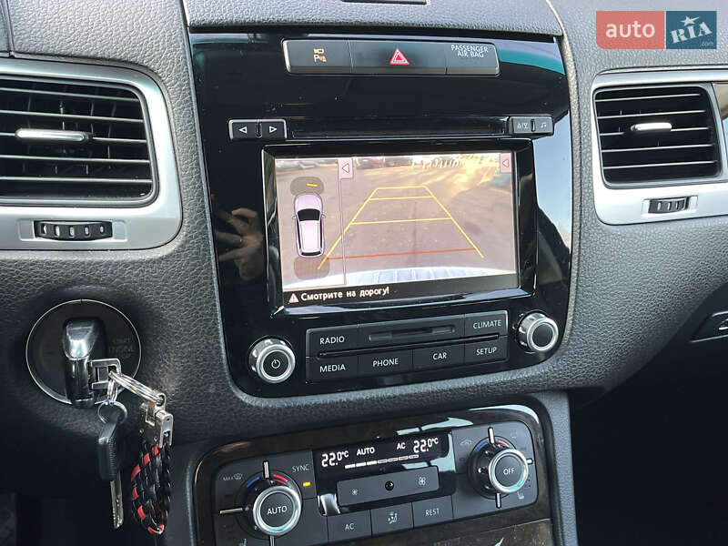 Позашляховик / Кросовер Volkswagen Touareg 2013 в Києві фото 22 Позашляховик / Кросовер Volkswagen Touareg 2013 в Києві