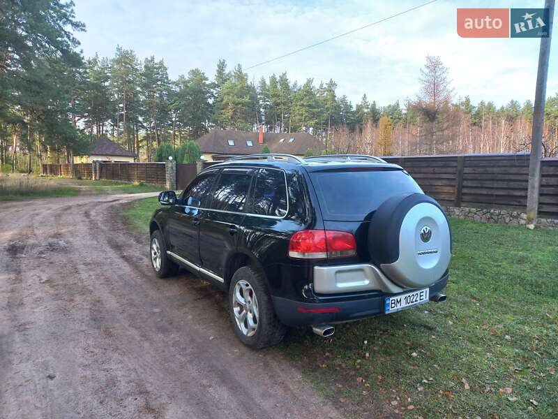 Позашляховик / Кросовер Volkswagen Touareg 2005 в Лебедині