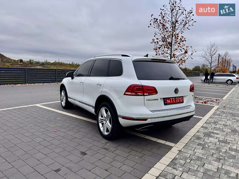 Внедорожник / Кроссовер Volkswagen Touareg 2016 в Мукачево фото 5 Внедорожник / Кроссовер Volkswagen Touareg 2016 в Мукачево