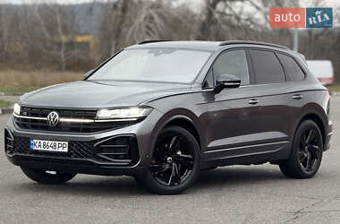 Позашляховик / Кросовер Volkswagen Touareg 2024 в Києві
