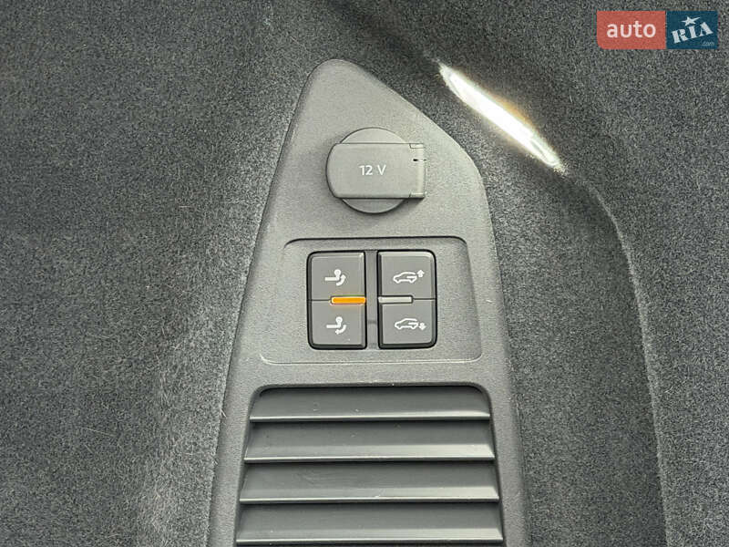 Внедорожник / Кроссовер Volkswagen Touareg 2022 в Ковеле