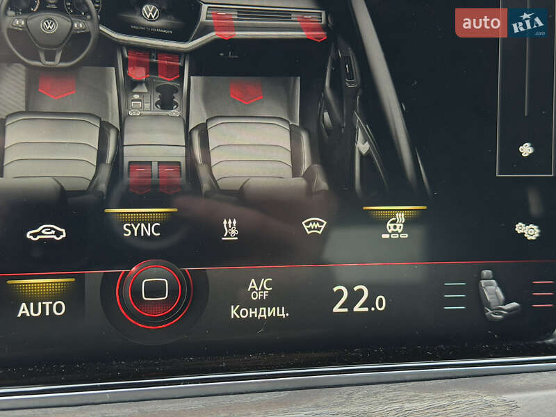 Внедорожник / Кроссовер Volkswagen Touareg 2022 в Ковеле