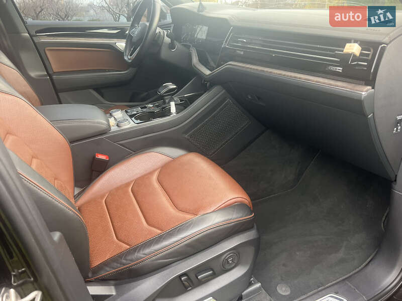 Внедорожник / Кроссовер Volkswagen Touareg 2021 в Василькове фото 10 Внедорожник / Кроссовер Volkswagen Touareg 2021 в Василькове
