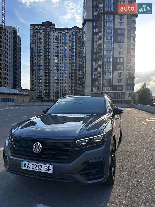 Внедорожник / Кроссовер Volkswagen Touareg 2019 в Киеве фото 22 Внедорожник / Кроссовер Volkswagen Touareg 2019 в Киеве