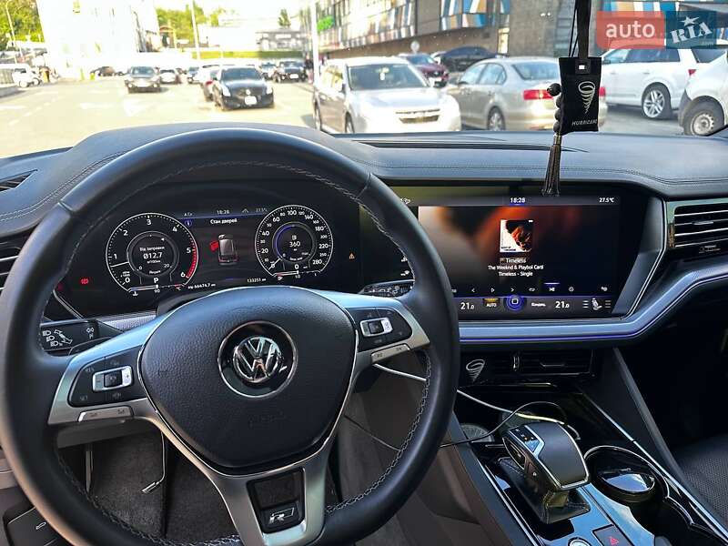 Внедорожник / Кроссовер Volkswagen Touareg 2019 в Киеве фото 31 Внедорожник / Кроссовер Volkswagen Touareg 2019 в Киеве