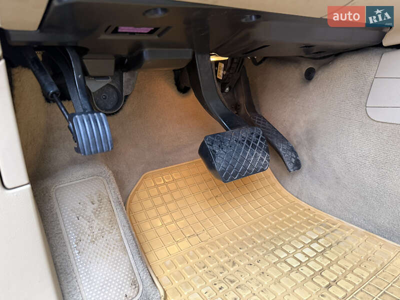 Внедорожник / Кроссовер Volkswagen Touareg 2005 в Ровно фото 40 Внедорожник / Кроссовер Volkswagen Touareg 2005 в Ровно