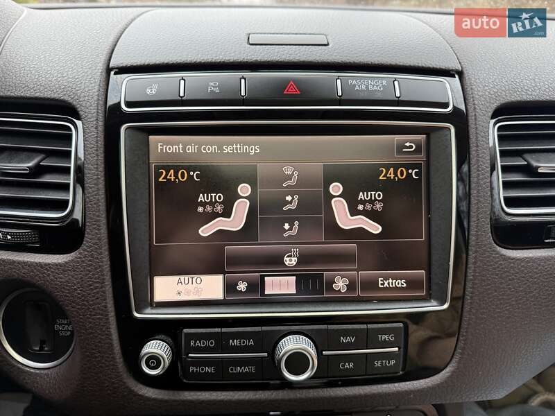 Внедорожник / Кроссовер Volkswagen Touareg 2016 в Виннице