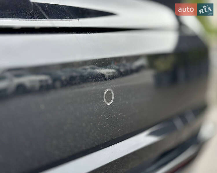 Внедорожник / Кроссовер Volkswagen Touareg 2019 в Киеве фото 16 Внедорожник / Кроссовер Volkswagen Touareg 2019 в Киеве