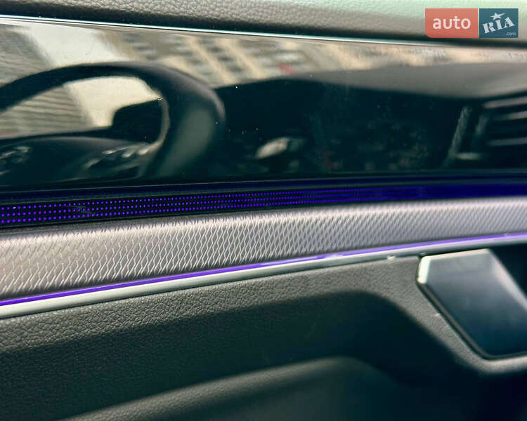 Внедорожник / Кроссовер Volkswagen Touareg 2019 в Киеве фото 40 Внедорожник / Кроссовер Volkswagen Touareg 2019 в Киеве