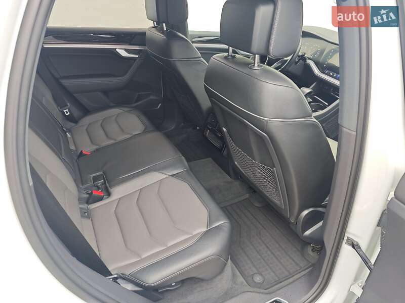 Внедорожник / Кроссовер Volkswagen Touareg 2021 в Кропивницком фото 12 Внедорожник / Кроссовер Volkswagen Touareg 2021 в Кропивницком