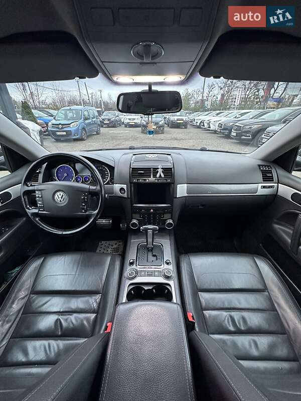 Внедорожник / Кроссовер Volkswagen Touareg 2008 в Белогородке