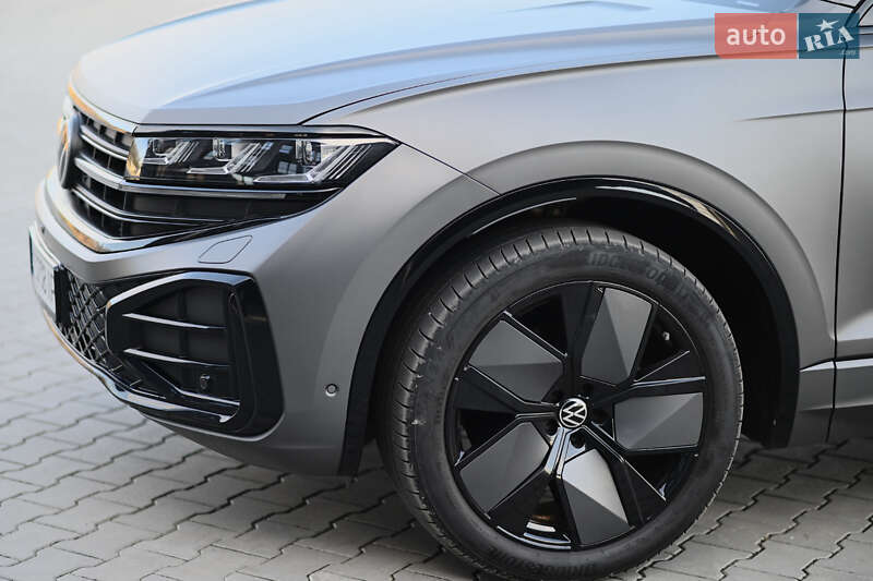Внедорожник / Кроссовер Volkswagen Touareg 2024 в Ровно