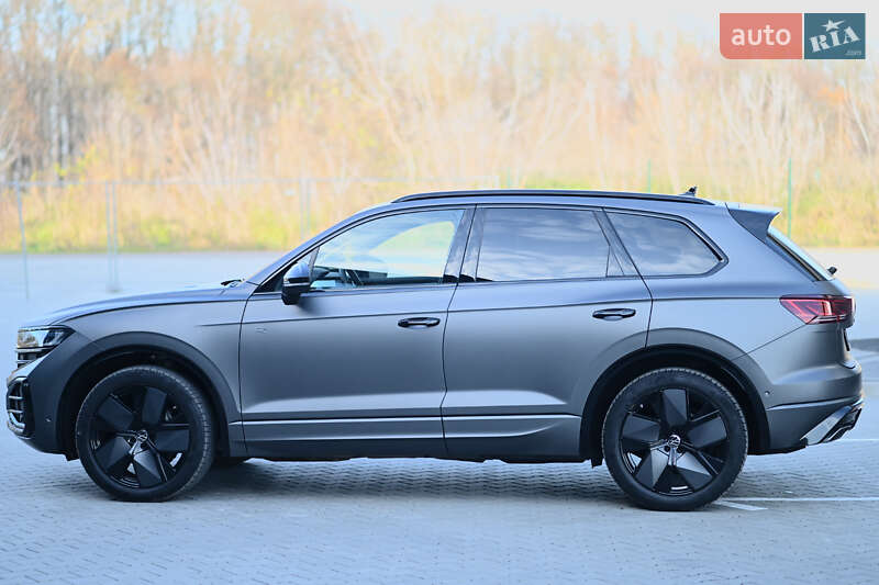 Внедорожник / Кроссовер Volkswagen Touareg 2024 в Ровно