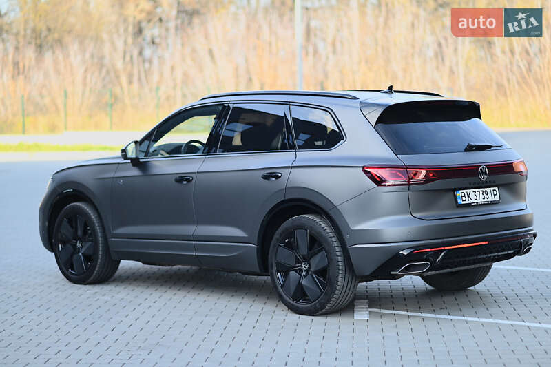 Внедорожник / Кроссовер Volkswagen Touareg 2024 в Ровно