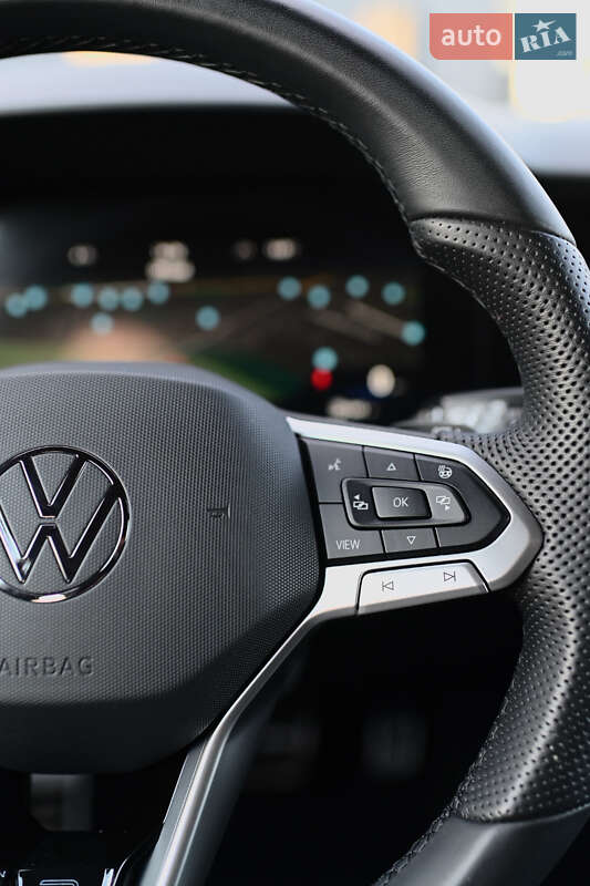 Внедорожник / Кроссовер Volkswagen Touareg 2024 в Ровно