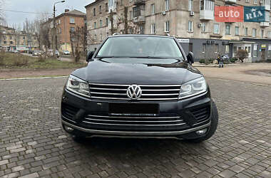Внедорожник / Кроссовер Volkswagen Touareg 2016 в Киеве