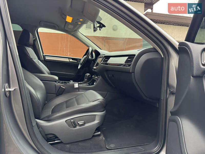 Позашляховик / Кросовер Volkswagen Touareg 2011 в Івано-Франківську фото 44 Позашляховик / Кросовер Volkswagen Touareg 2011 в Івано-Франківську