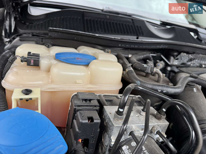 Позашляховик / Кросовер Volkswagen Touareg 2011 в Івано-Франківську фото 52 Позашляховик / Кросовер Volkswagen Touareg 2011 в Івано-Франківську