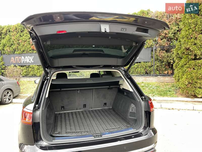 Внедорожник / Кроссовер Volkswagen Touareg 2020 в Киеве фото 21 Внедорожник / Кроссовер Volkswagen Touareg 2020 в Киеве