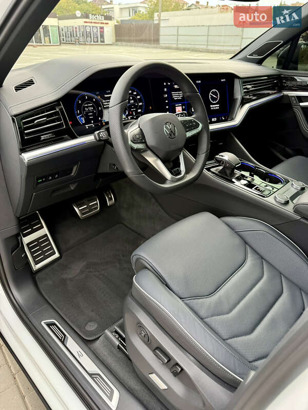 Внедорожник / Кроссовер Volkswagen Touareg 2025 в Одессе