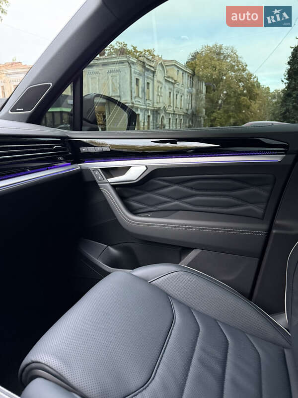 Внедорожник / Кроссовер Volkswagen Touareg 2025 в Одессе