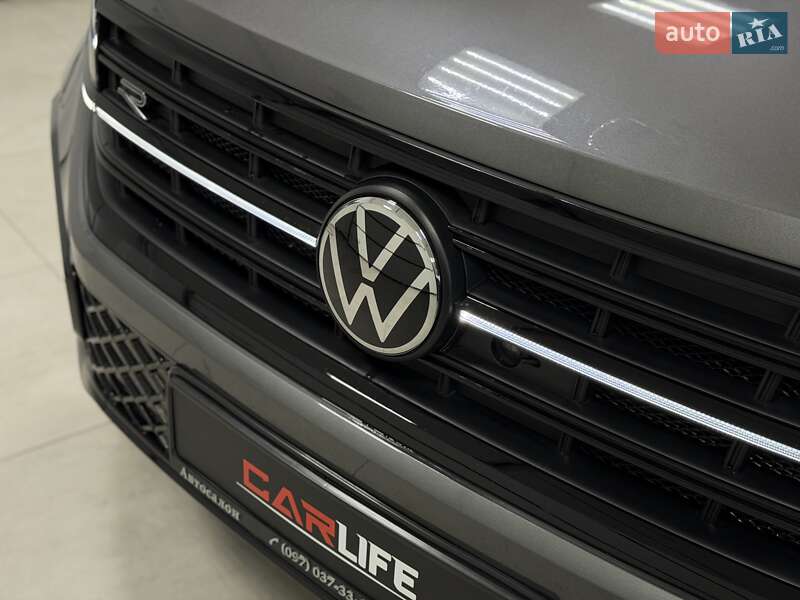 Внедорожник / Кроссовер Volkswagen Touareg 2024 в Тернополе