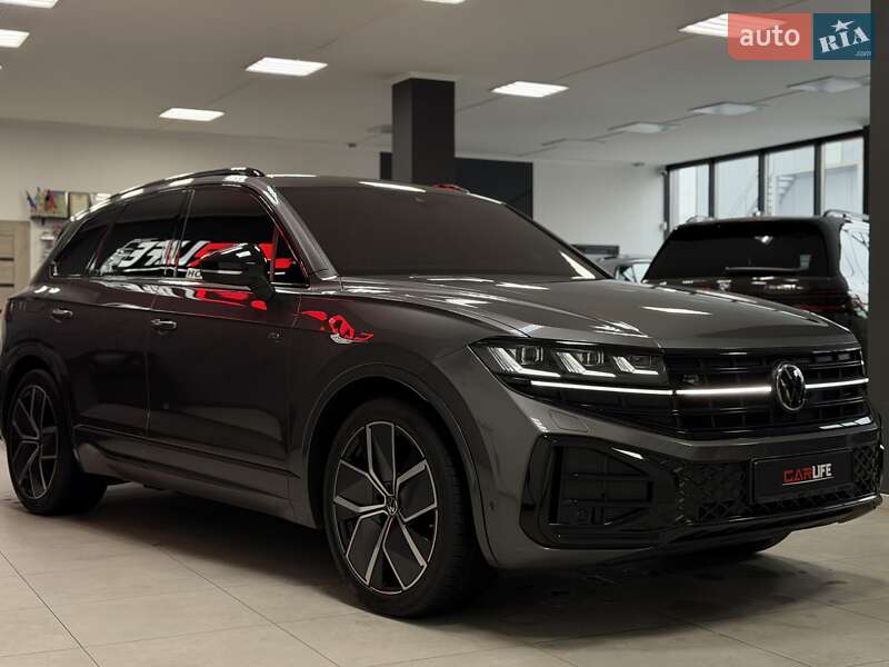 Внедорожник / Кроссовер Volkswagen Touareg 2024 в Тернополе