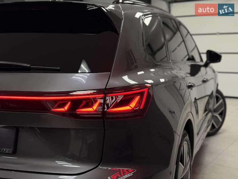 Внедорожник / Кроссовер Volkswagen Touareg 2024 в Тернополе