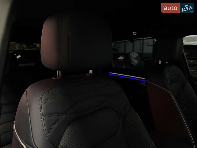 Внедорожник / Кроссовер Volkswagen Touareg 2024 в Тернополе