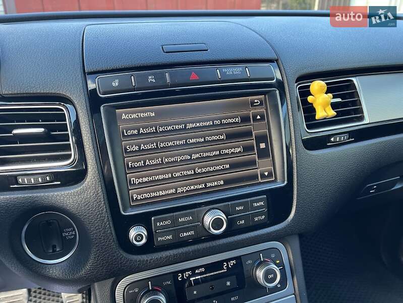 Внедорожник / Кроссовер Volkswagen Touareg 2016 в Луцке