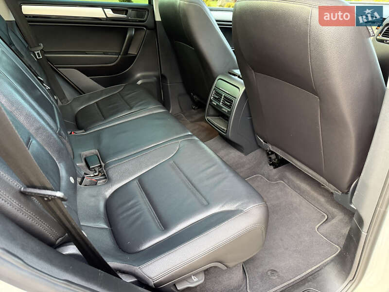 Внедорожник / Кроссовер Volkswagen Touareg 2012 в Сваляве фото 39 Внедорожник / Кроссовер Volkswagen Touareg 2012 в Сваляве
