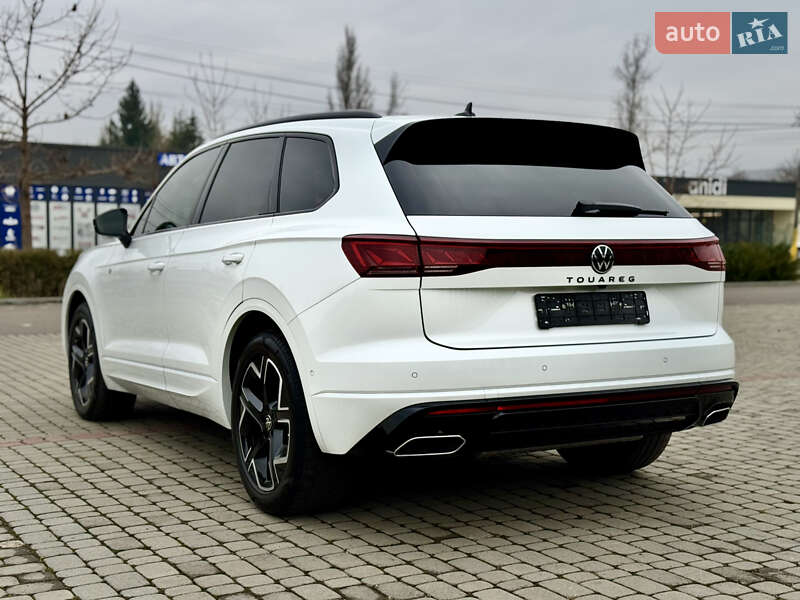 Внедорожник / Кроссовер Volkswagen Touareg 2024 в Иршаве