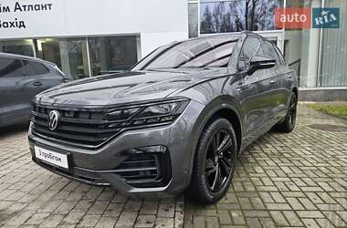 Позашляховик / Кросовер Volkswagen Touareg 2023 в Києві