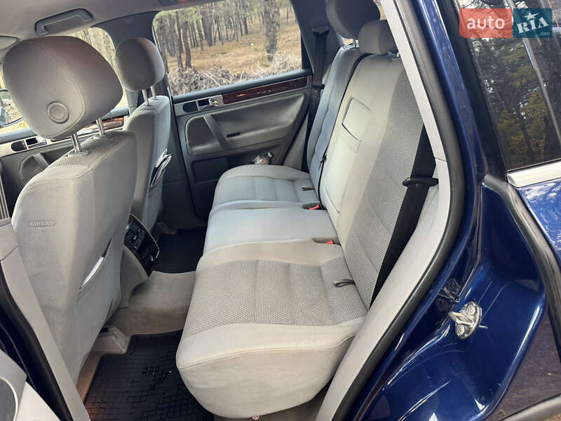 Внедорожник / Кроссовер Volkswagen Touareg 2007 в Киеве