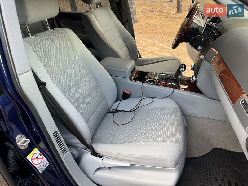 Внедорожник / Кроссовер Volkswagen Touareg 2007 в Киеве