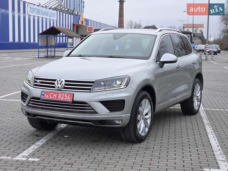 Внедорожник / Кроссовер Volkswagen Touareg 2016 в Коломые