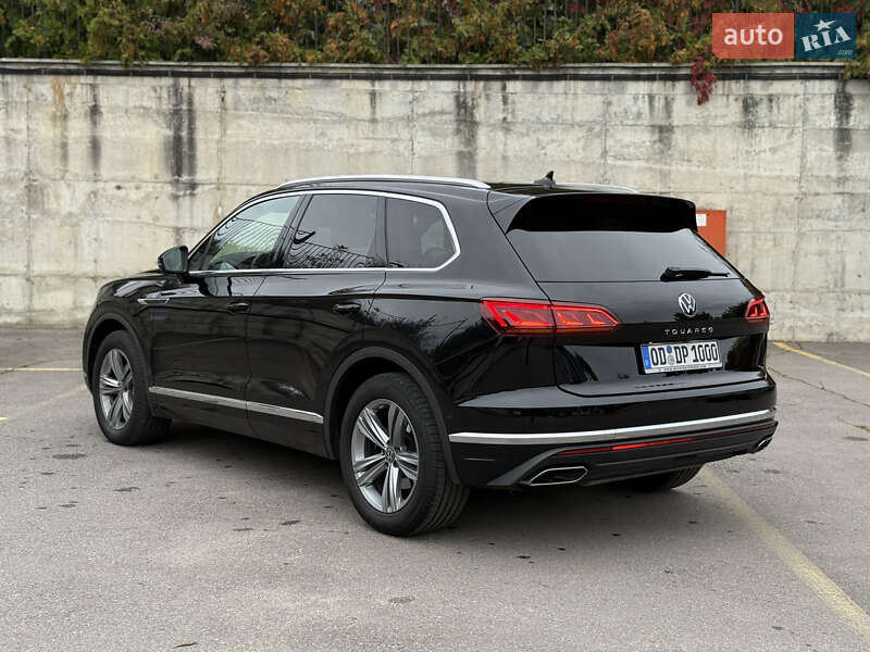 Внедорожник / Кроссовер Volkswagen Touareg 2021 в Ровно