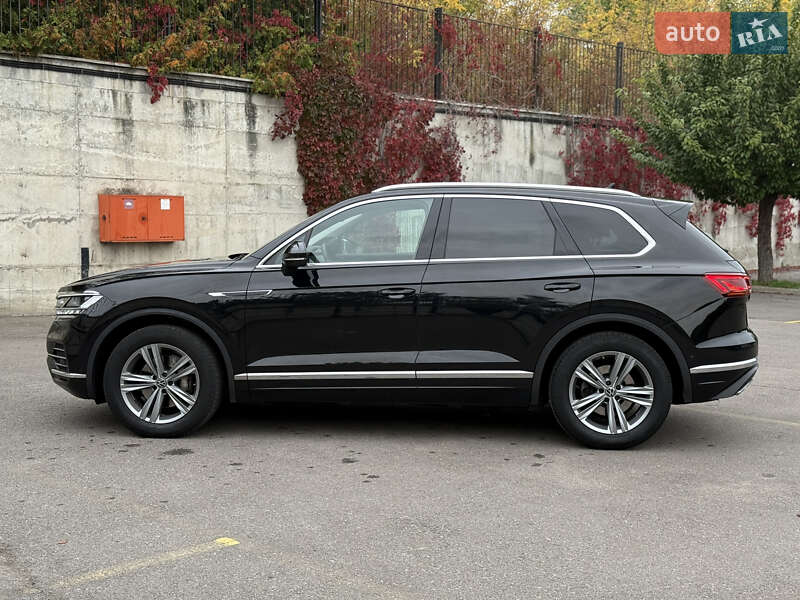 Внедорожник / Кроссовер Volkswagen Touareg 2021 в Ровно
