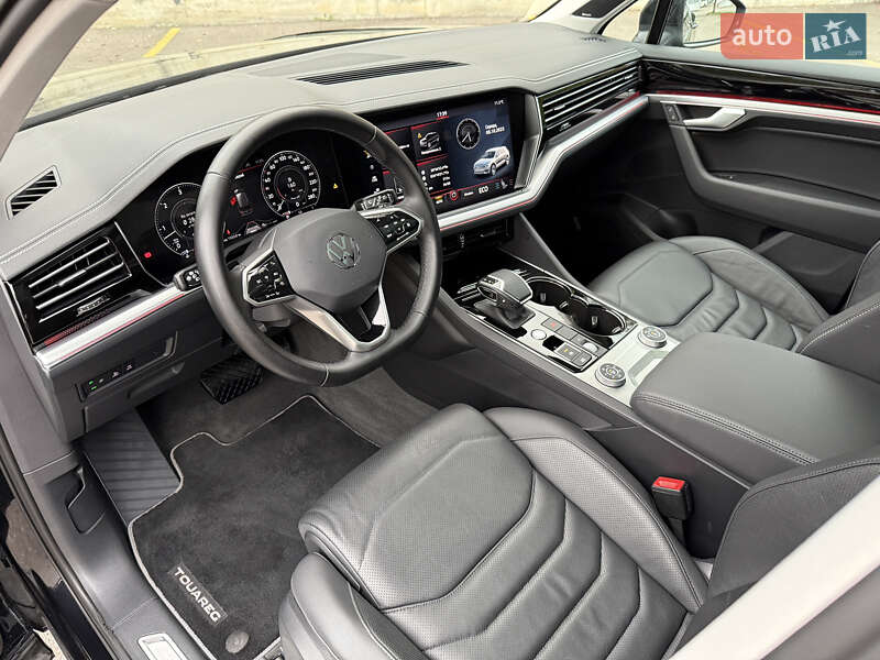 Внедорожник / Кроссовер Volkswagen Touareg 2021 в Ровно