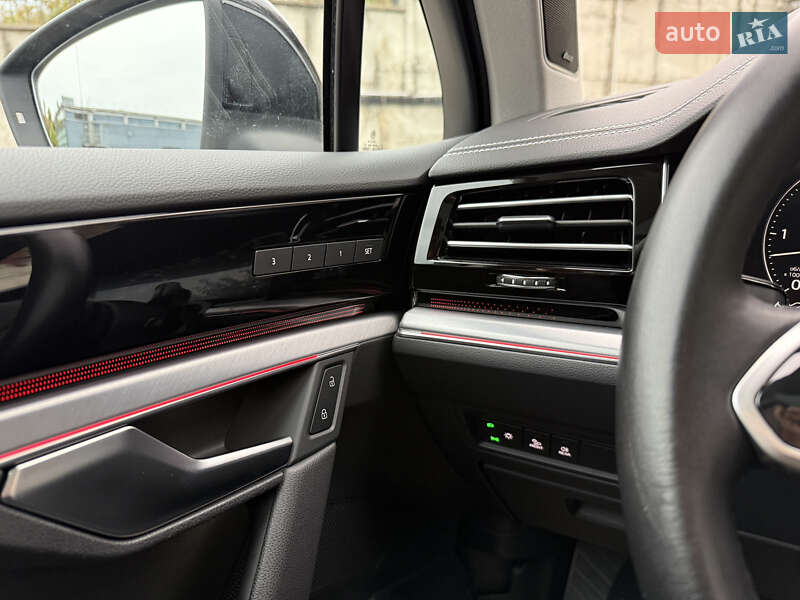 Внедорожник / Кроссовер Volkswagen Touareg 2021 в Ровно