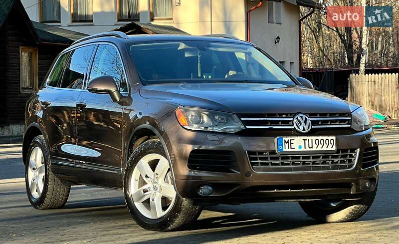 Внедорожник / Кроссовер Volkswagen Touareg 2012 в Трускавце