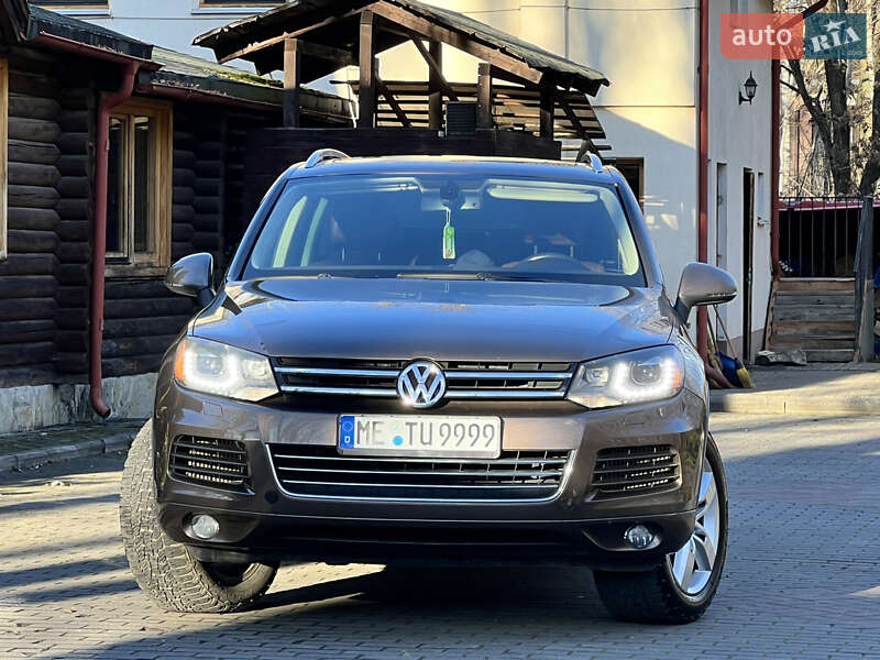 Внедорожник / Кроссовер Volkswagen Touareg 2012 в Трускавце