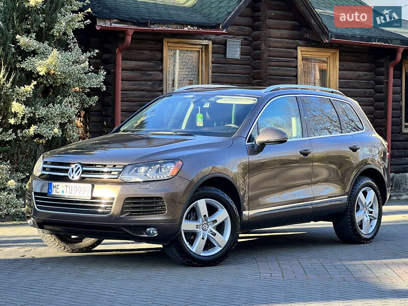 Внедорожник / Кроссовер Volkswagen Touareg 2012 в Трускавце