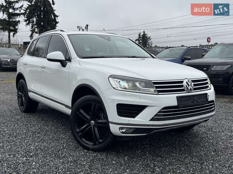 Внедорожник / Кроссовер Volkswagen Touareg 2017 в Тернополе